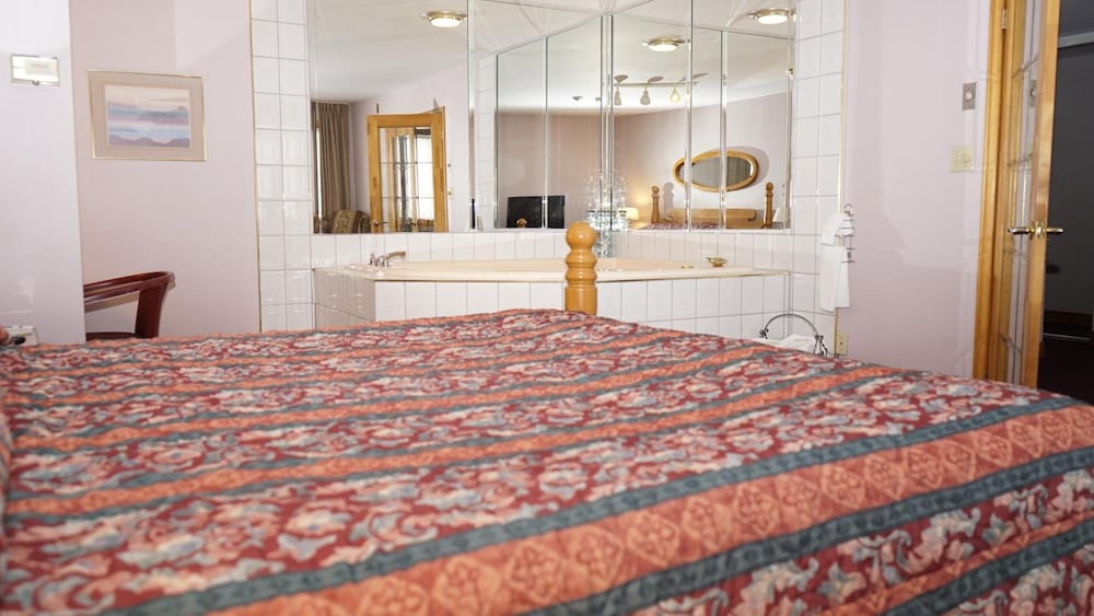 McIntosh Country Inn & Conference Centre in Canada