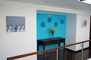 Mint Hotel