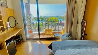 Mini Summer Hostel