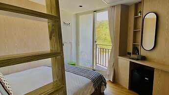 Mini Summer Hostel