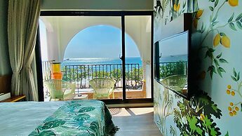 Mini Summer Hostel