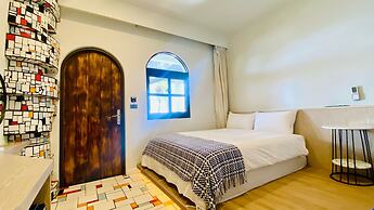 Mini Summer Hostel