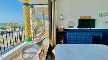 Mini Summer Hostel