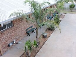 Red Cliffs Colonial Motor Lodge