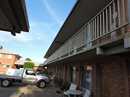 Red Cliffs Colonial Motor Lodge