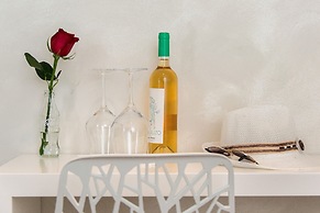 Cheap & Chic Hotel