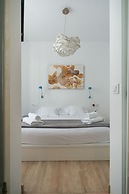 Cheap & Chic Hotel