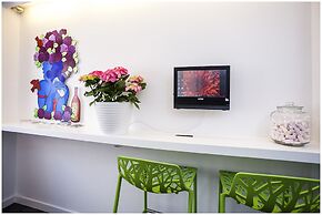 Cheap & Chic Hotel