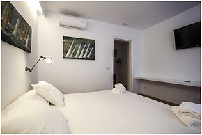 Cheap & Chic Hotel