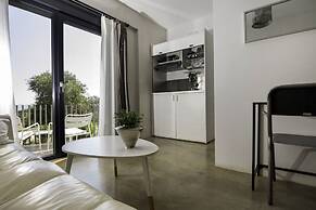 Entechnos Living