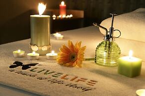 RYS Hotel & Restaurant