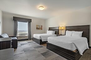 Best Western Plus Airport Inn & Suites
