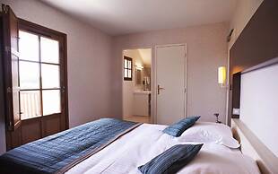 Logis Hôtel La Ferme du Blanchot