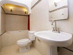 Casa Del Virrey Hotel and Suites