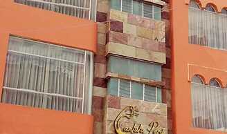 Cantuta Inn