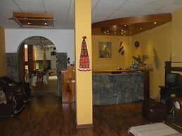 Cantuta Inn