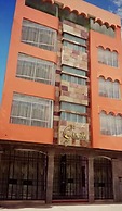 Cantuta Inn