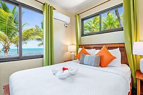 Coconut Row Boutique Hotel
