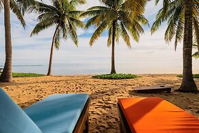 Coconut Row Boutique Hotel