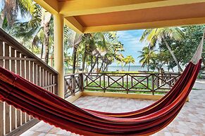 Coconut Row Boutique Hotel