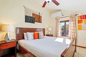 Coconut Row Boutique Hotel
