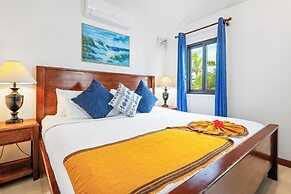 Coconut Row Boutique Hotel