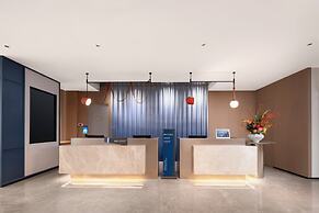 Holiday Inn Express Jinan Quancheng Square by IHG
