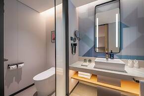 Holiday Inn Express Jinan Quancheng Square by IHG