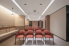 Holiday Inn Express Jinan Quancheng Square by IHG