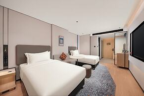 Holiday Inn Express Jinan Quancheng Square by IHG