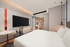 Holiday Inn Express Jinan Quancheng Square by IHG