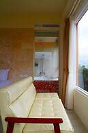 Just Hi Seaview B&B