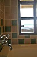 Just Hi Seaview B&B