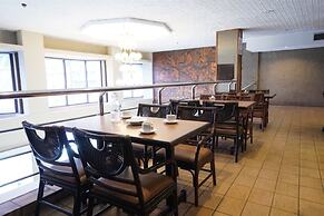 Lodge 18 Hotel