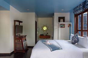 Indigo House Hotel