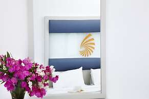 Mare Blue Hotel