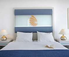 Mare Blue Hotel