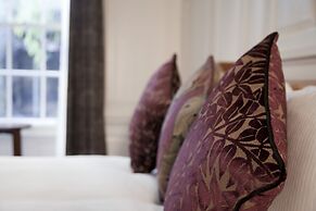 Vanbrugh House Hotel