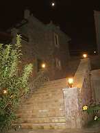 Dio Escapes Houses