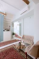 999 Luxury Hotel