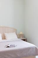 999 Luxury Hotel
