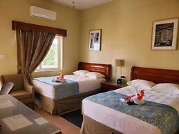 Rolson Hotel