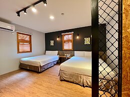 Martin Wales Hotel Kenting