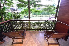 The Breeze Lipe Resort