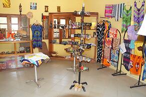 Lemon Creek Hotel Resort