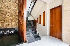 The Amarta Villa