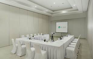 Zizz Convention Hotel