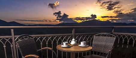 Aiora Luxury Suites