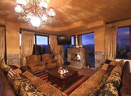 Aiora Luxury Suites