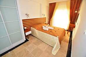 Golden Life Blue Green Residence